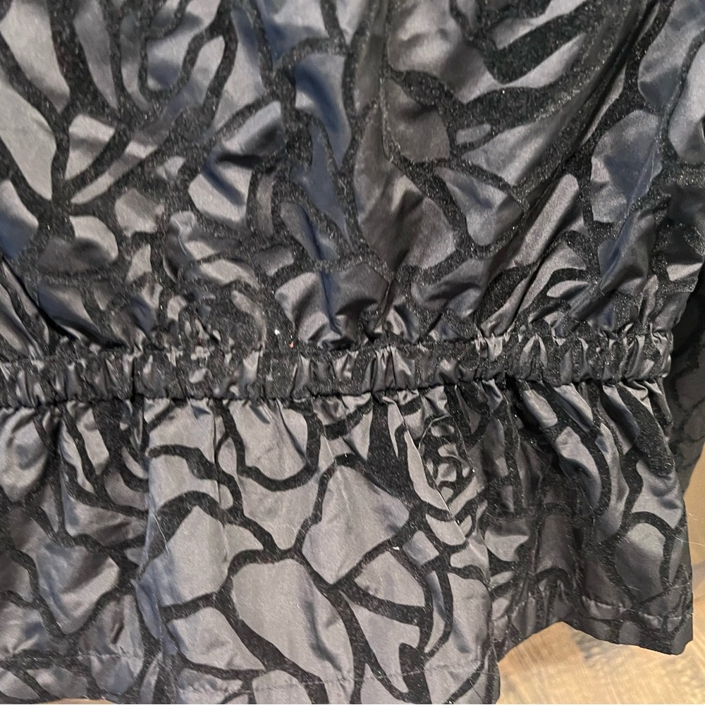 Fabletics Paola Black Rose Jacket - image 8